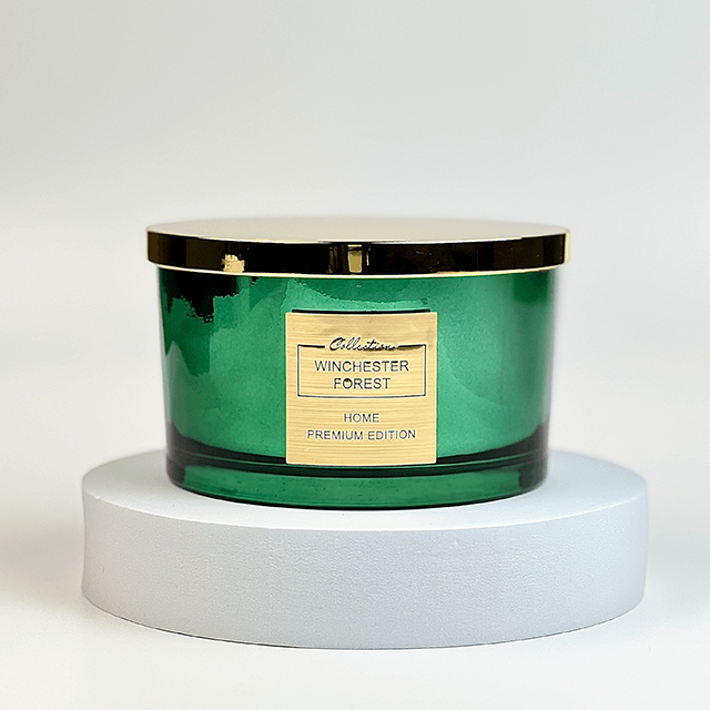 Ароматична свічка Pepco Home темно-зелена Winchester Forest